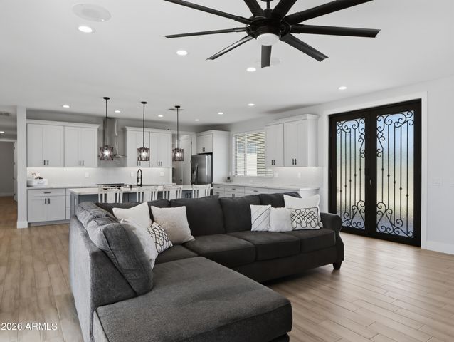 5995 E ROLLING RIDGE Road, San Tan Valley, AZ 85140