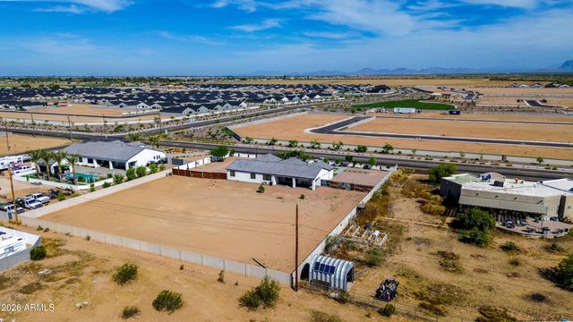 5995 E ROLLING RIDGE Road, San Tan Valley, AZ 85140