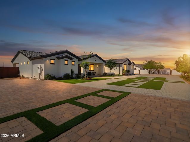 5995 E ROLLING RIDGE Road, San Tan Valley, AZ 85140