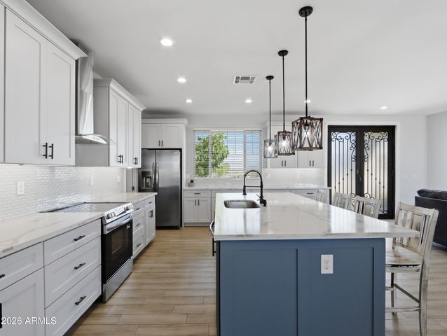 5995 E ROLLING RIDGE Road, San Tan Valley, AZ 85140