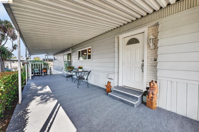 1057 Peralta Rd 26, Concord, CA 94520