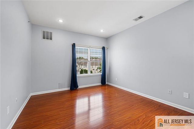131 Frank Court 131, South Plainfield, NJ 07080