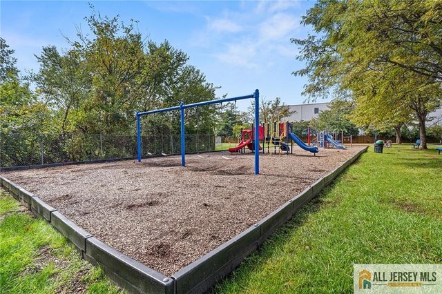 131 Frank Court 131, South Plainfield, NJ 07080