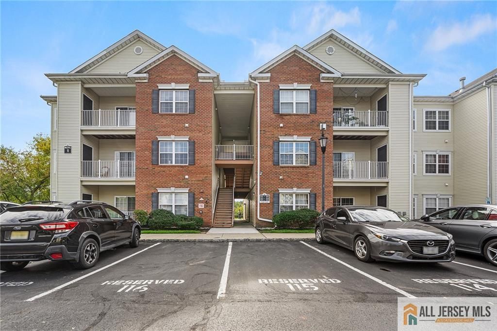 131 Frank Court 131, South Plainfield, NJ 07080