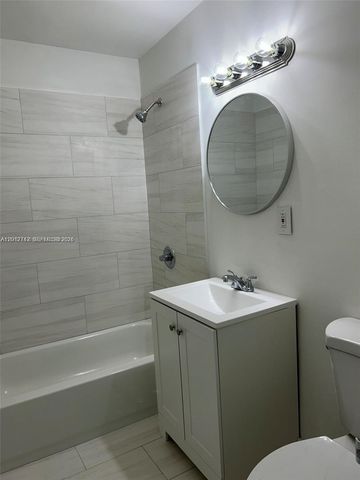 6133 SW 69th St 38, South Miami, FL 33143