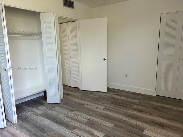 6133 SW 69th St 38, South Miami, FL 33143