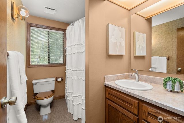 6821 Foothill Loop SW, Olympia, WA 98512