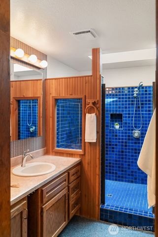 6821 Foothill Loop SW, Olympia, WA 98512