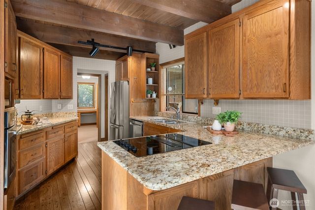 6821 Foothill Loop SW, Olympia, WA 98512