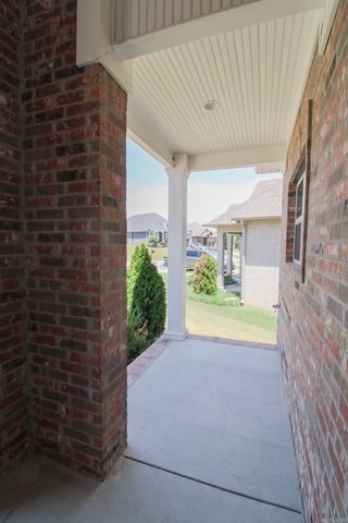 1050 Edinburgh Drive, Conway, AR 72034