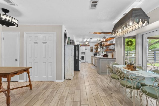 105 Jena Ln., Lumberton, TX 77657