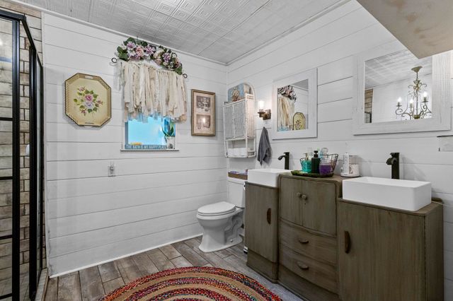 105 Jena Ln., Lumberton, TX 77657