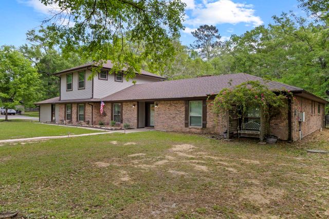 105 Jena Ln., Lumberton, TX 77657