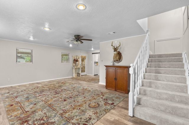 105 Jena Ln., Lumberton, TX 77657