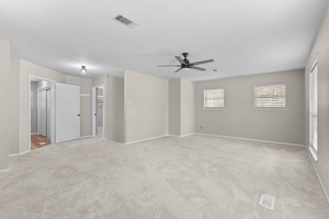 105 Jena Ln., Lumberton, TX 77657