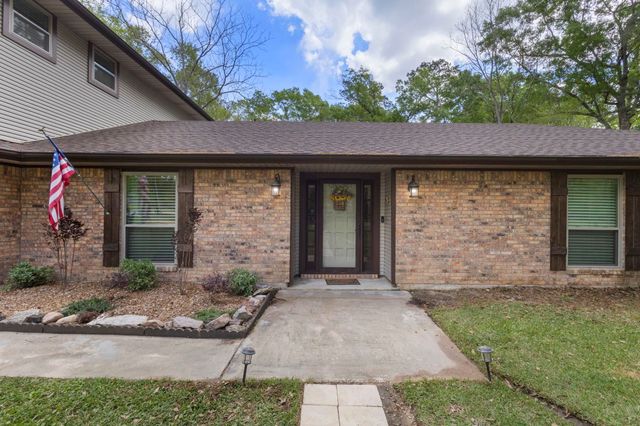 105 Jena Ln., Lumberton, TX 77657