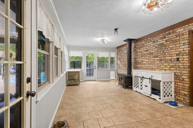 105 Jena Ln., Lumberton, TX 77657