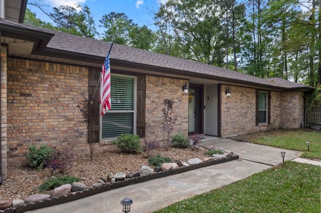 105 Jena Ln., Lumberton, TX 77657