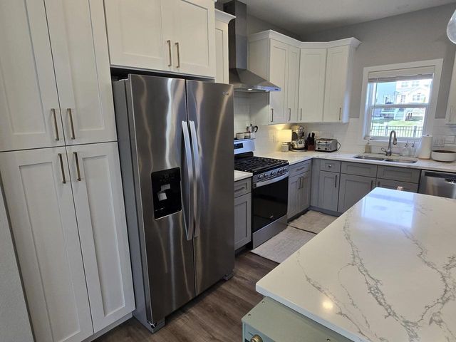 4886 Tat Soi Road, Fitchburg, WI 53711