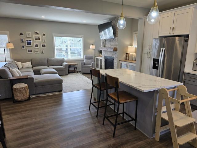 4886 Tat Soi Road, Fitchburg, WI 53711