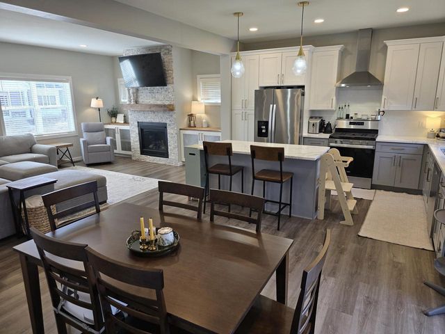 4886 Tat Soi Road, Fitchburg, WI 53711