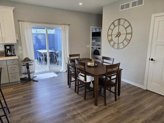 4886 Tat Soi Road, Fitchburg, WI 53711