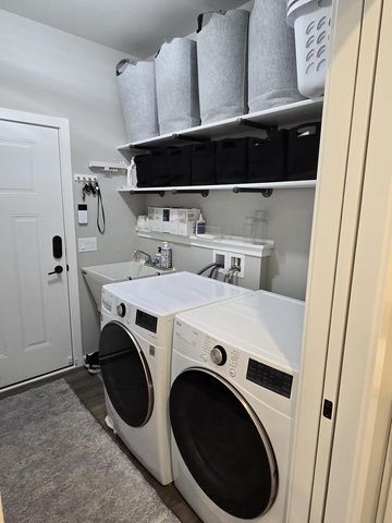 4886 Tat Soi Road, Fitchburg, WI 53711