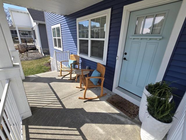 4886 Tat Soi Road, Fitchburg, WI 53711