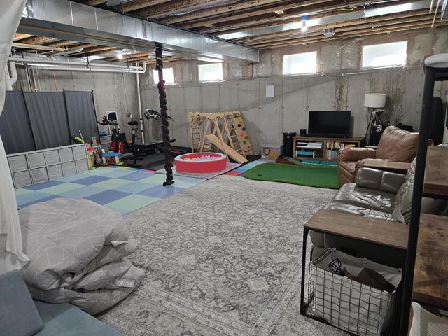 4886 Tat Soi Road, Fitchburg, WI 53711