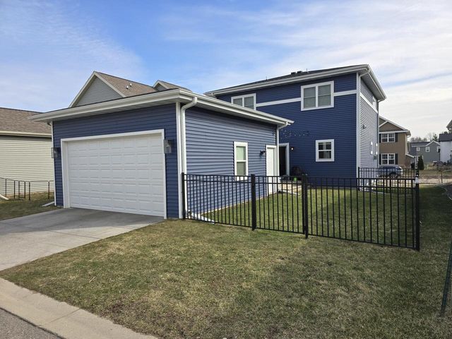 4886 Tat Soi Road, Fitchburg, WI 53711