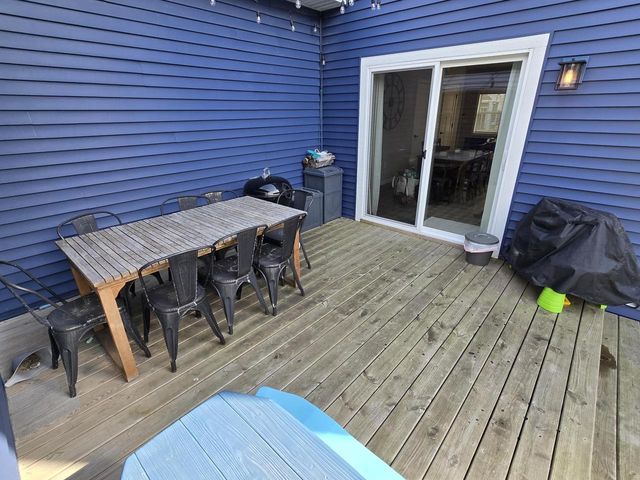 4886 Tat Soi Road, Fitchburg, WI 53711