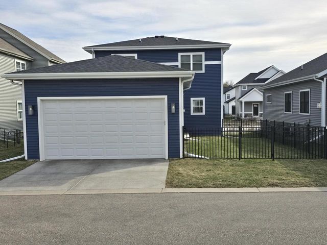 4886 Tat Soi Road, Fitchburg, WI 53711