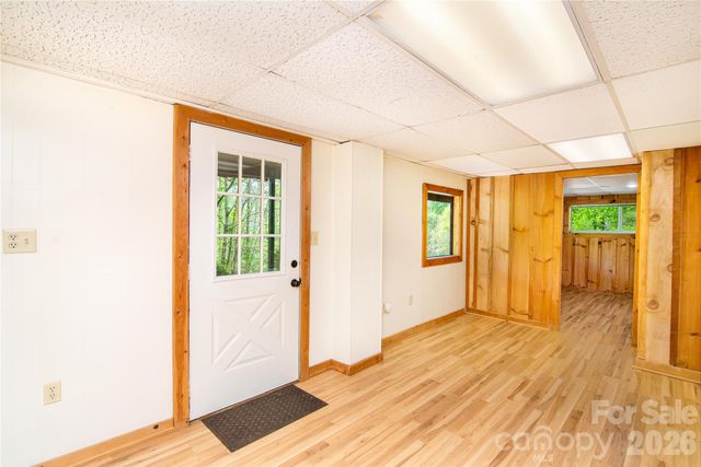 298 Timbuktu Road, Sylva, NC 28779