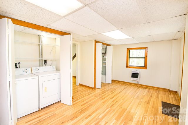 298 Timbuktu Road, Sylva, NC 28779