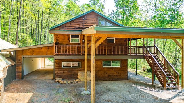 298 Timbuktu Road, Sylva, NC 28779