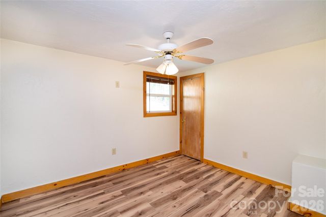 298 Timbuktu Road, Sylva, NC 28779