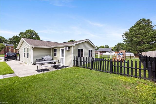 5628 Plummer BLVD, Suffolk, VA 23435