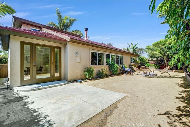 17042 Twain, Huntington Beach, CA 92649