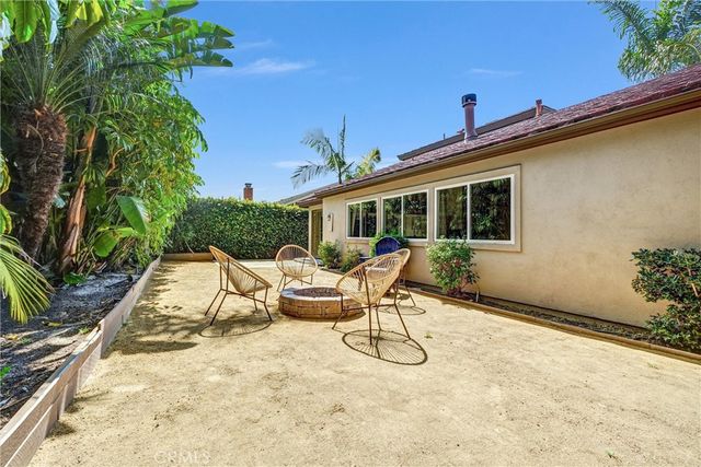 17042 Twain, Huntington Beach, CA 92649