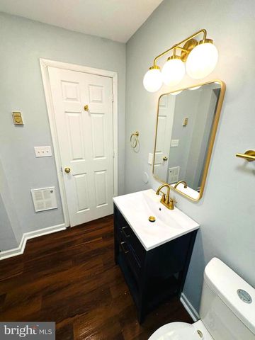 74 N 18TH ST, Harrisburg, PA 17103