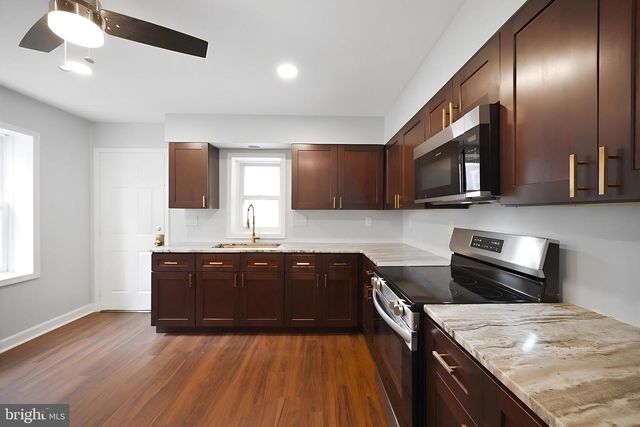 74 N 18TH ST, Harrisburg, PA 17103
