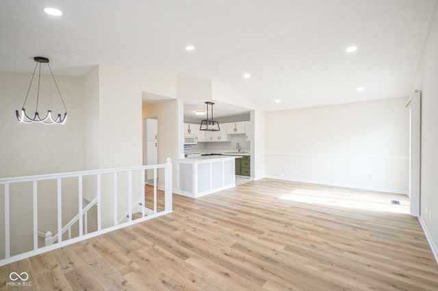 9554 Bay Vista E Drive E, Indianapolis, IN 46250