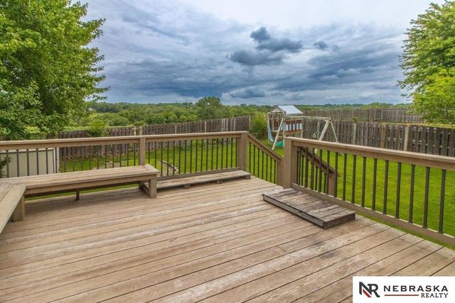 8026 Newport Avenue, Omaha, NE 68122