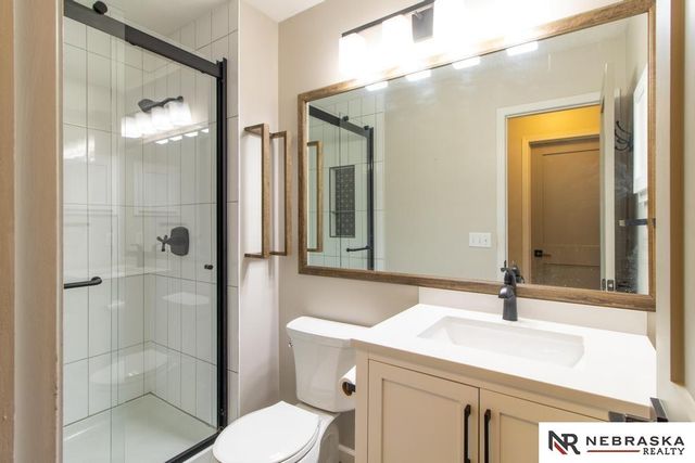 8026 Newport Avenue, Omaha, NE 68122
