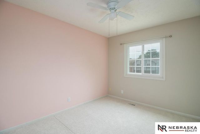 8026 Newport Avenue, Omaha, NE 68122