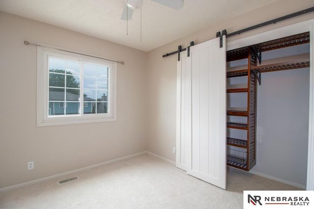 8026 Newport Avenue, Omaha, NE 68122