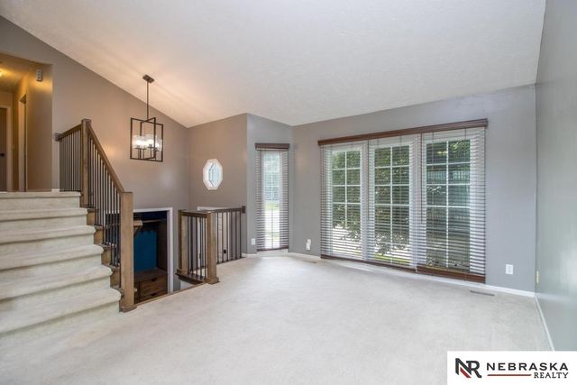 8026 Newport Avenue, Omaha, NE 68122