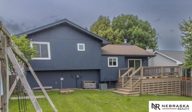 8026 Newport Avenue, Omaha, NE 68122