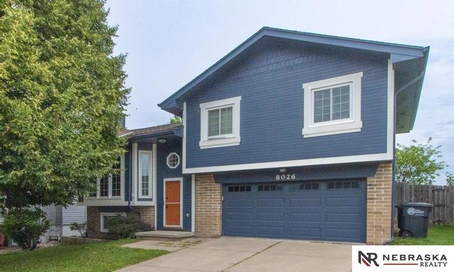 8026 Newport Avenue, Omaha, NE 68122