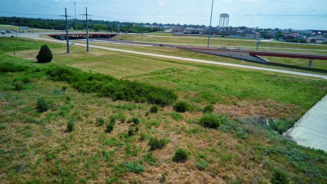 2851 N STATE HWY 161, Irving, TX 75038